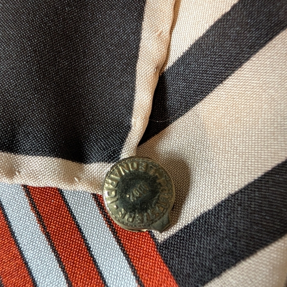 Rare Vintage Leonardo Scarf - Picture 12 of 15